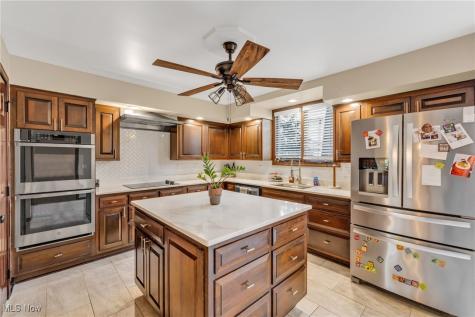 10 Hidden Valley Drive Rocky River OH 44116