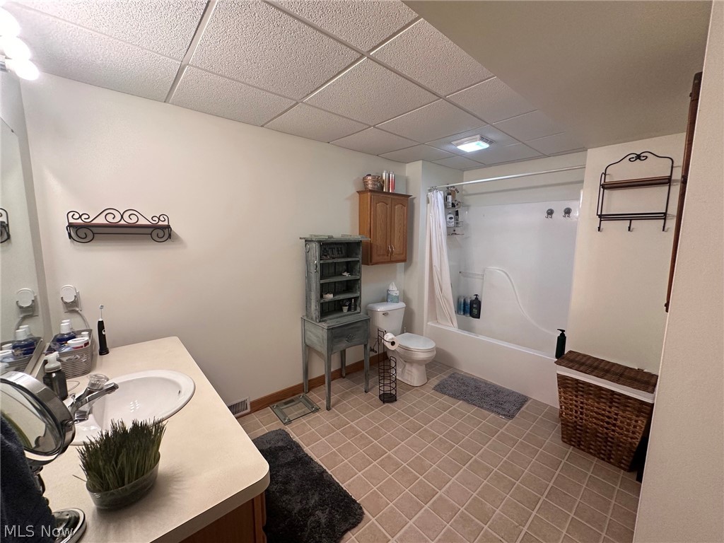 220 Cranberry Court Warren OH 44483