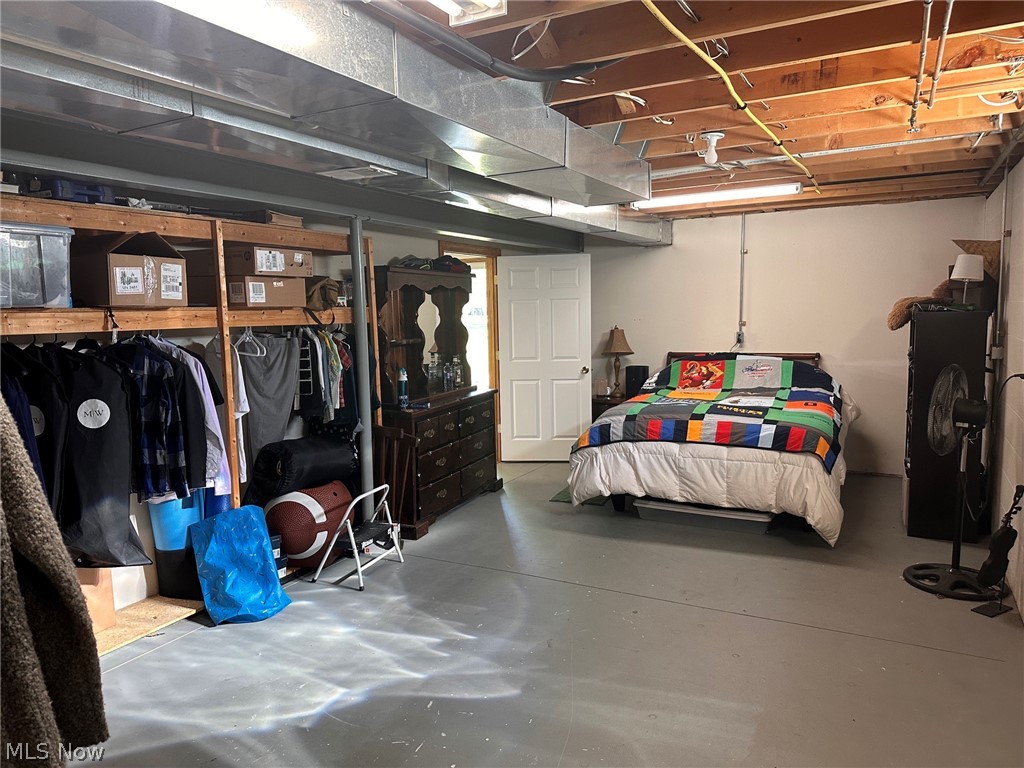 220 Cranberry Court Warren OH 44483