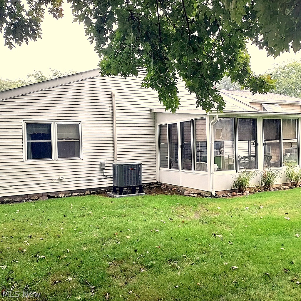 8882 Holly Lane Olmsted Falls OH 44138