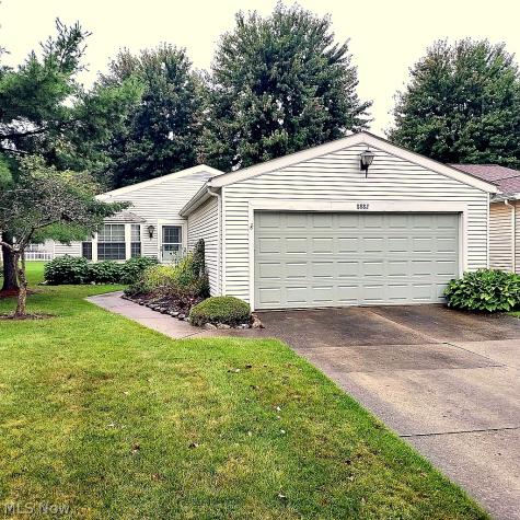 8882 Holly Lane Olmsted Falls OH 44138