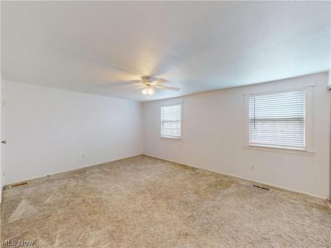 173 Ault Street Wadsworth OH 44281