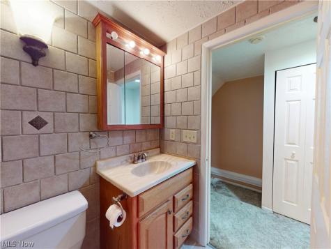 173 Ault Street Wadsworth OH 44281