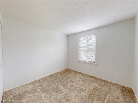 173 Ault Street Wadsworth OH 44281