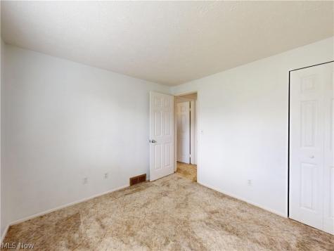 173 Ault Street Wadsworth OH 44281