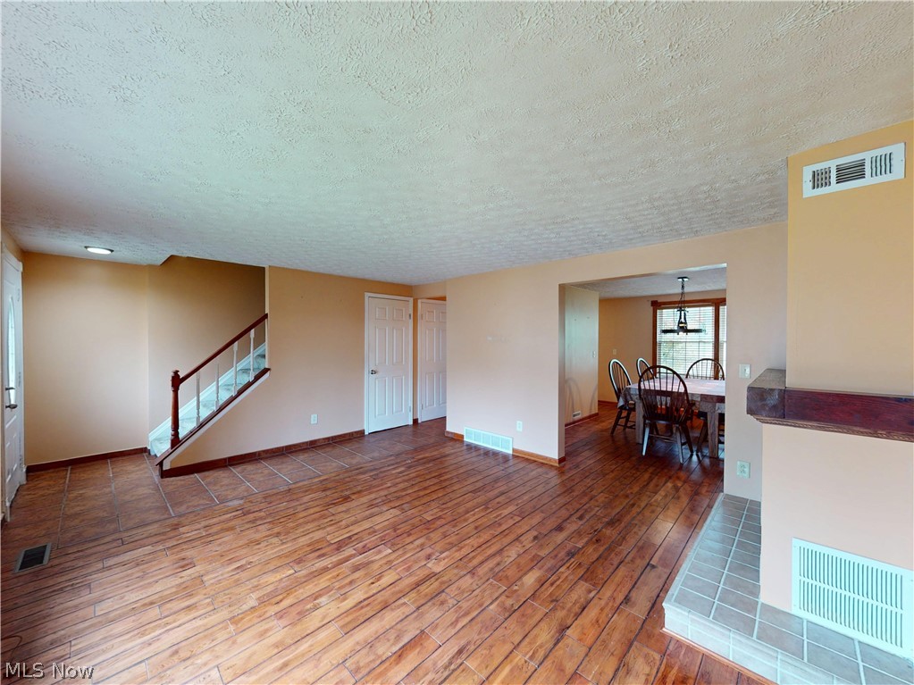 173 Ault Street Wadsworth OH 44281