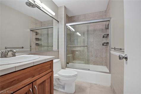 12700 Lake Avenue Lakewood OH 44107