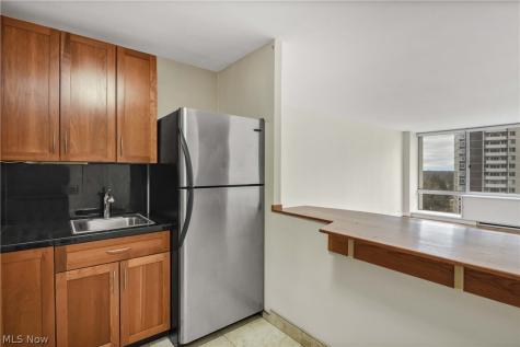 12700 Lake Avenue Lakewood OH 44107
