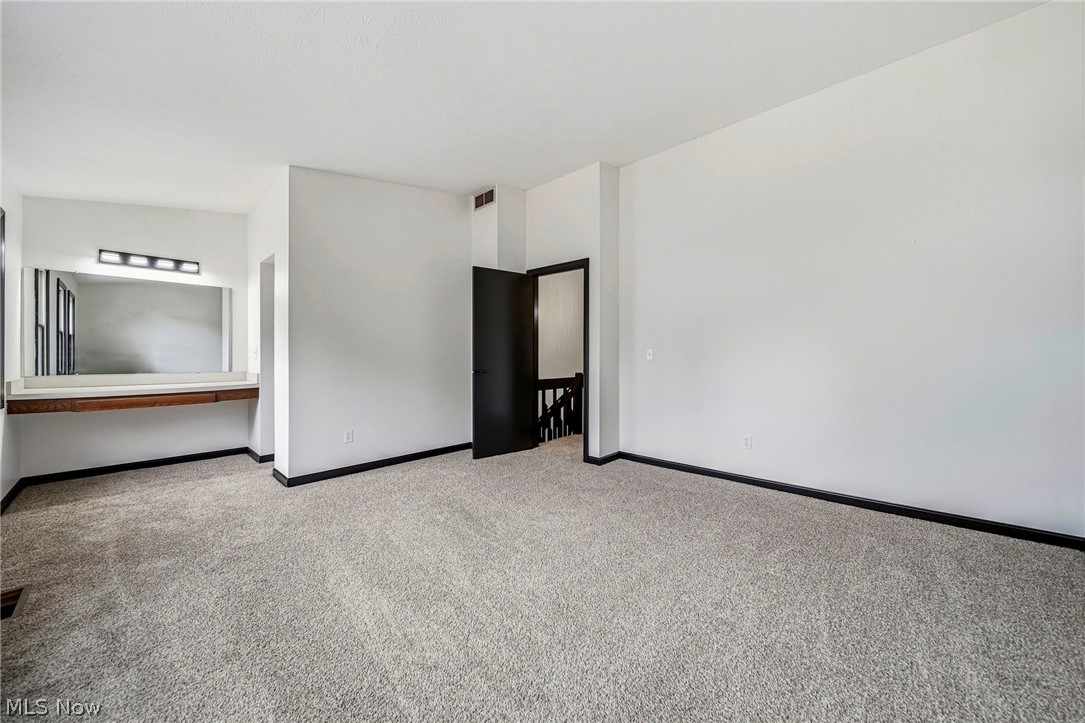 7029 Woodthrush Drive Painesville OH 44077