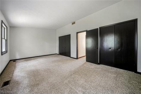 7029 Woodthrush Drive Painesville OH 44077