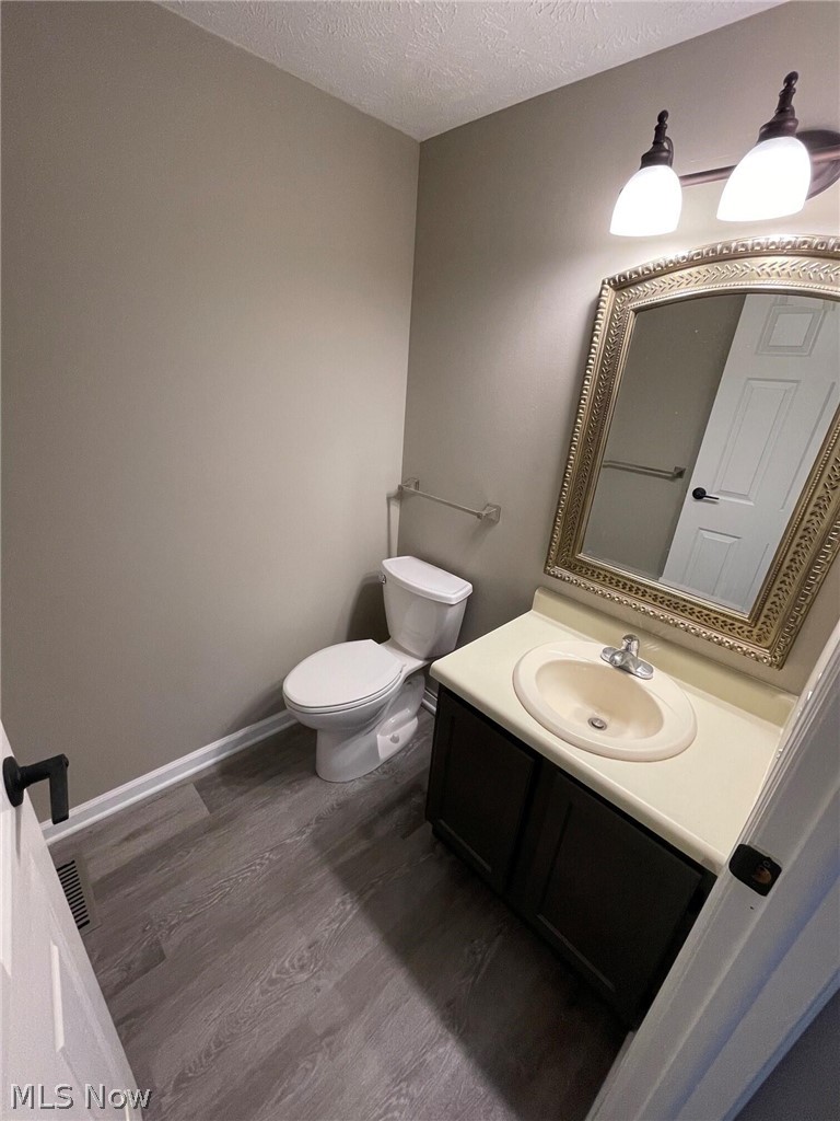 1202 Pinecrest Place Willoughby OH 44094