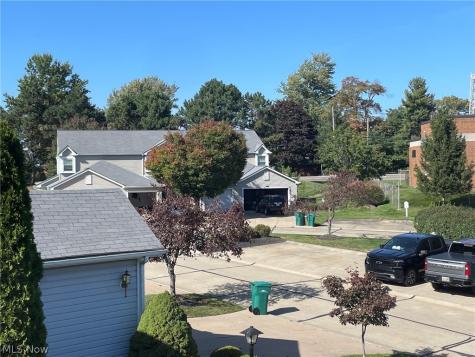 1202 Pinecrest Place Willoughby OH 44094