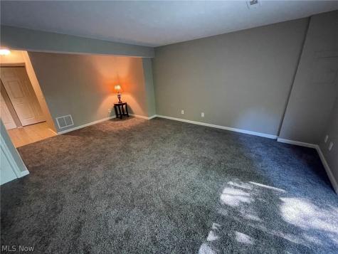 1202 Pinecrest Place Willoughby OH 44094