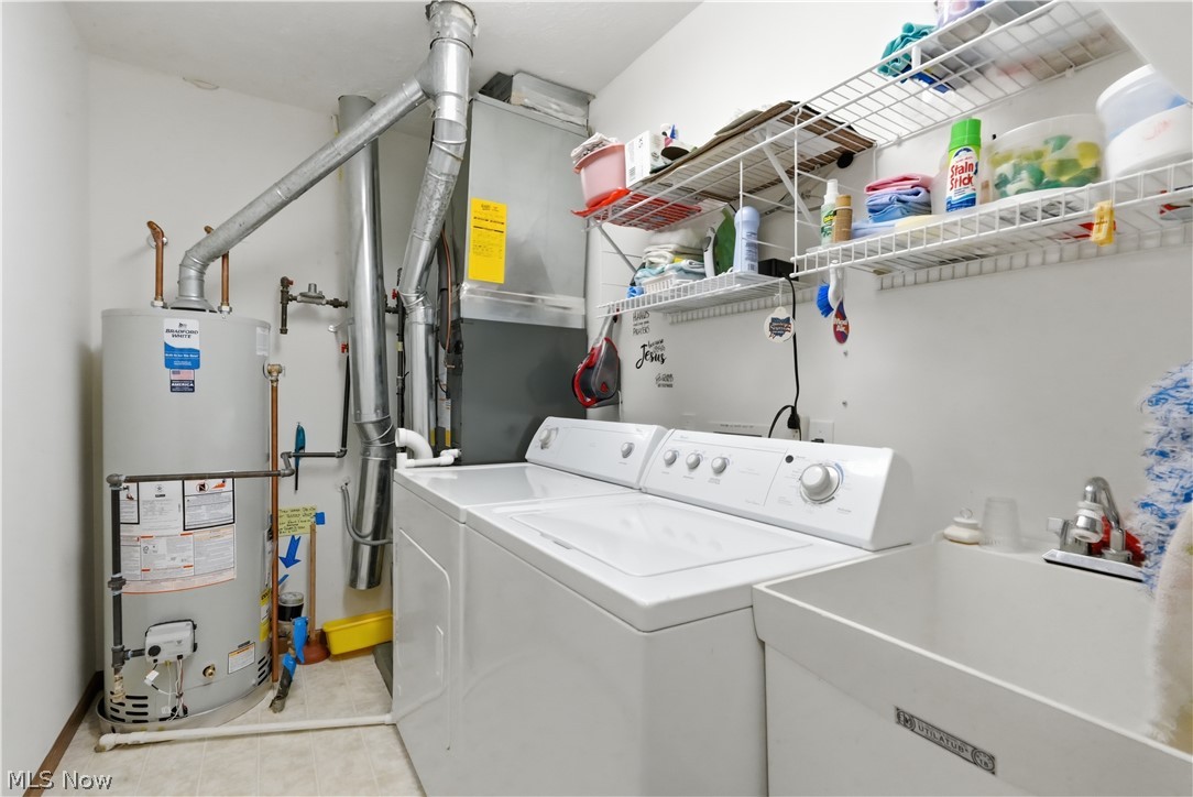 1238 Hunters Walk Ashland OH 44805