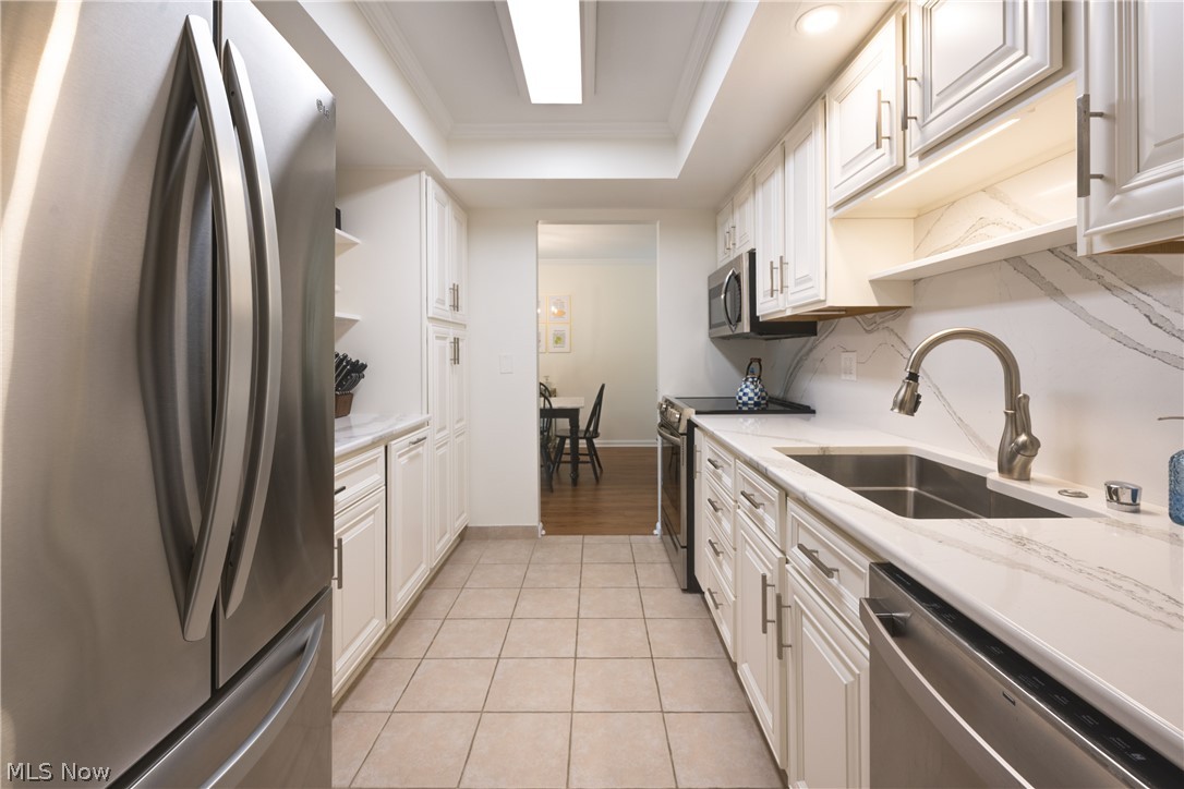 22701 Center Ridge Road Rocky River OH 44116