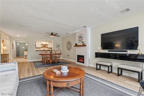 924 Memorial Parkway Akron OH 44303