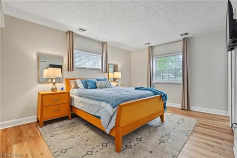 924 Memorial Parkway Akron OH 44303