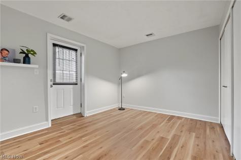 924 Memorial Parkway Akron OH 44303