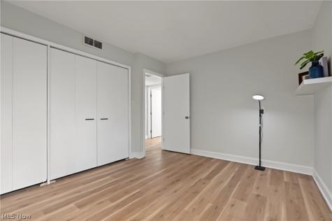 924 Memorial Parkway Akron OH 44303