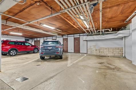 924 Memorial Parkway Akron OH 44303