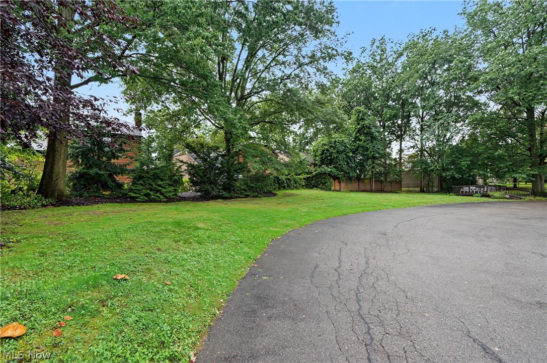 924 Memorial Parkway Akron OH 44303