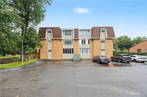 924 Memorial Parkway Akron OH 44303