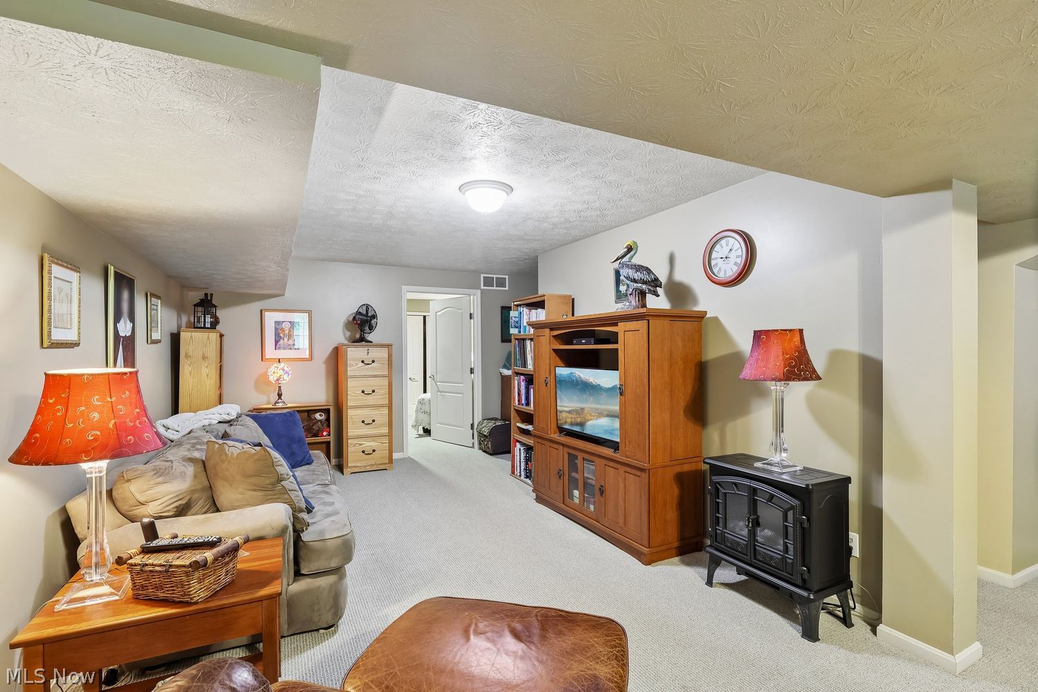 106 Kensington Court Aurora OH 44202