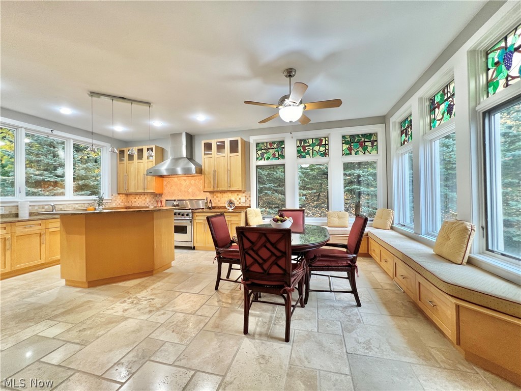12666 Mayfield Road Cleveland Heights OH 44106