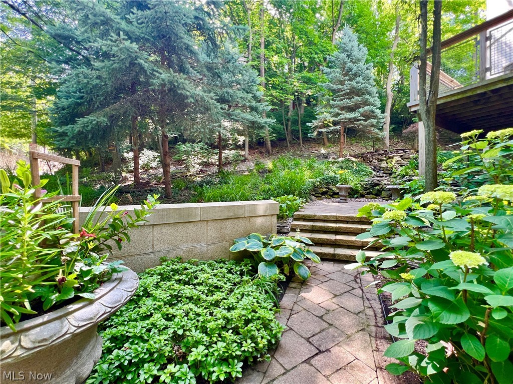 12666 Mayfield Road Cleveland Heights OH 44106