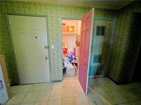 13710 Shaker Boulevard Cleveland OH 44120