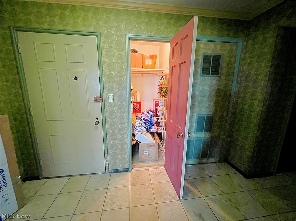 13710 Shaker Boulevard Cleveland OH 44120