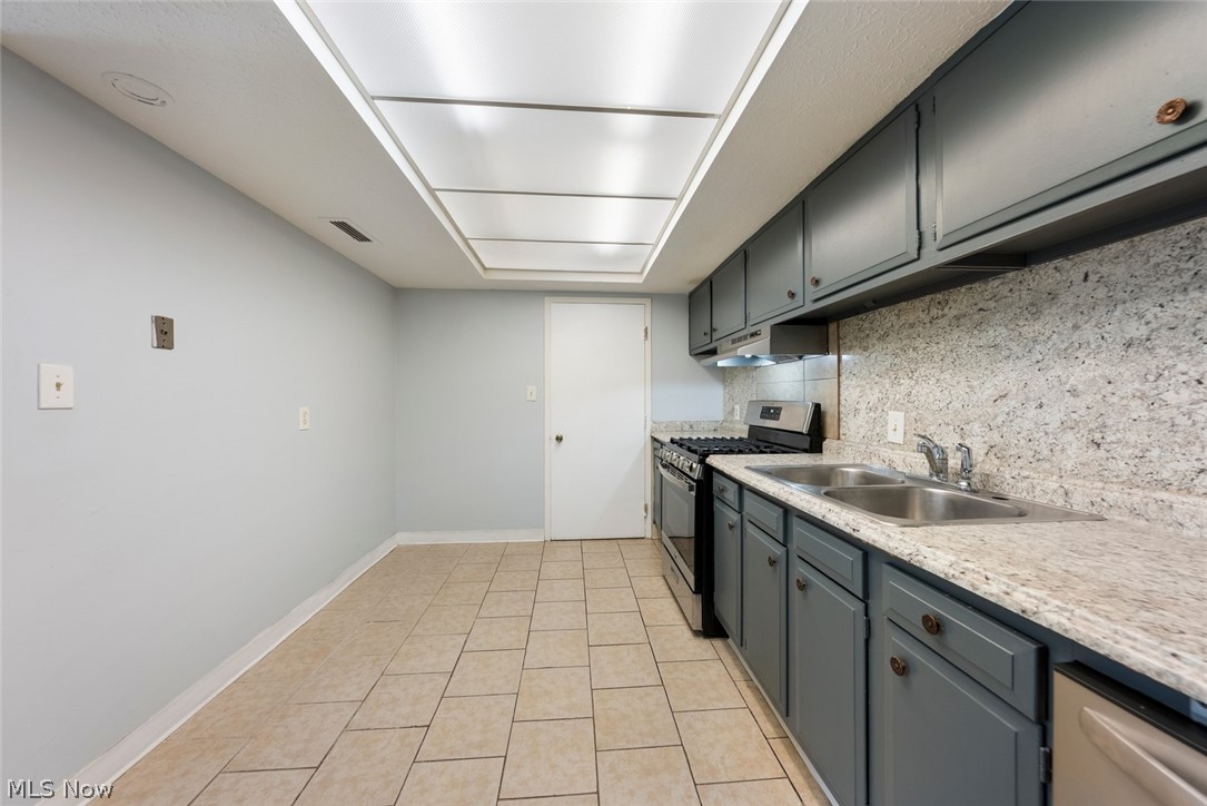 9588 Fernwood Drive Olmsted Falls OH 44138