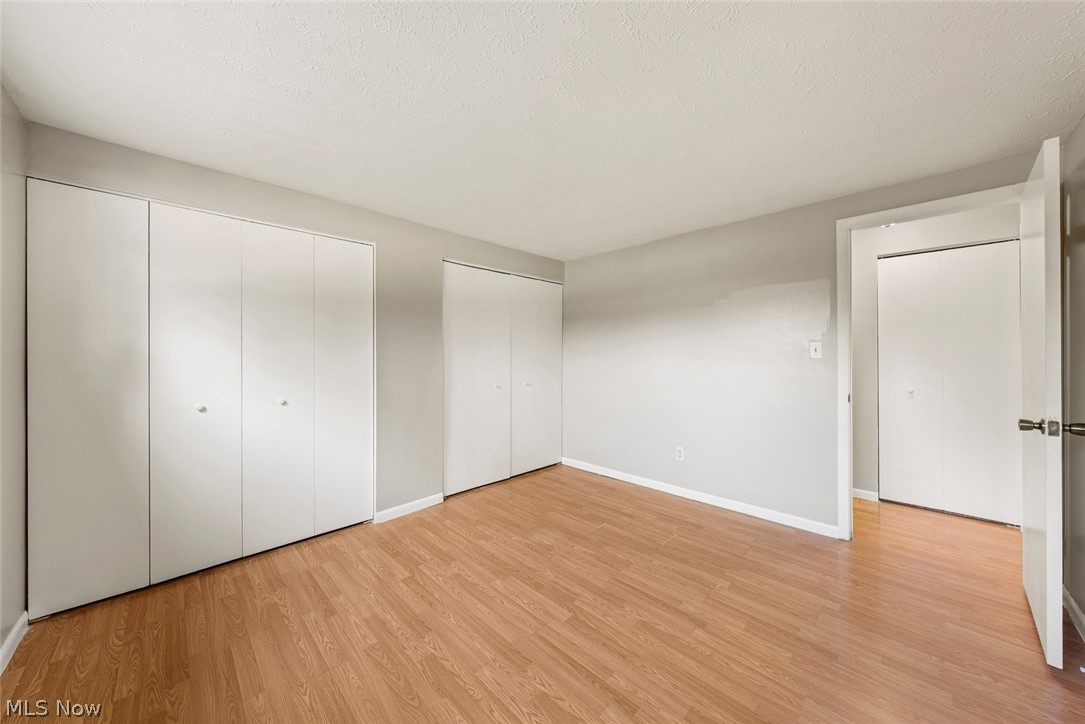 9588 Fernwood Drive Olmsted Falls OH 44138