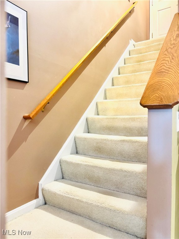 6736 Rockridge Court Middleburg Heights OH 44130