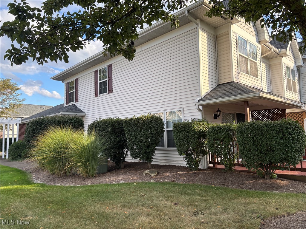 6736 Rockridge Court Middleburg Heights OH 44130