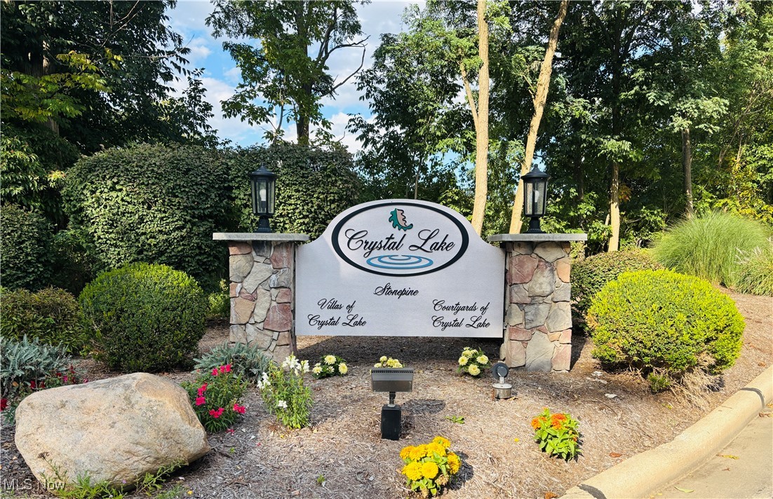 6736 Rockridge Court Middleburg Heights OH 44130