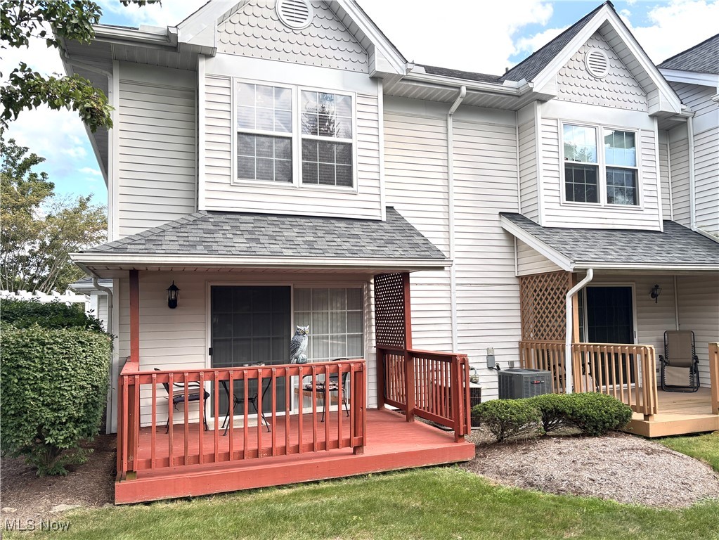 6736 Rockridge Court Middleburg Heights OH 44130