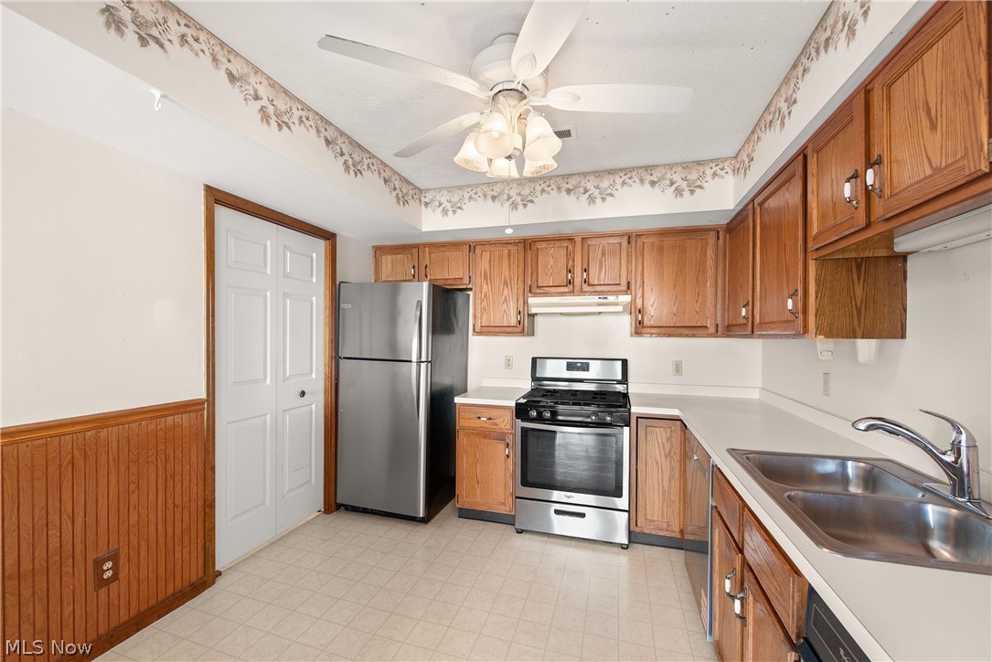 1304 Cedarwood Drive Westlake OH 44145