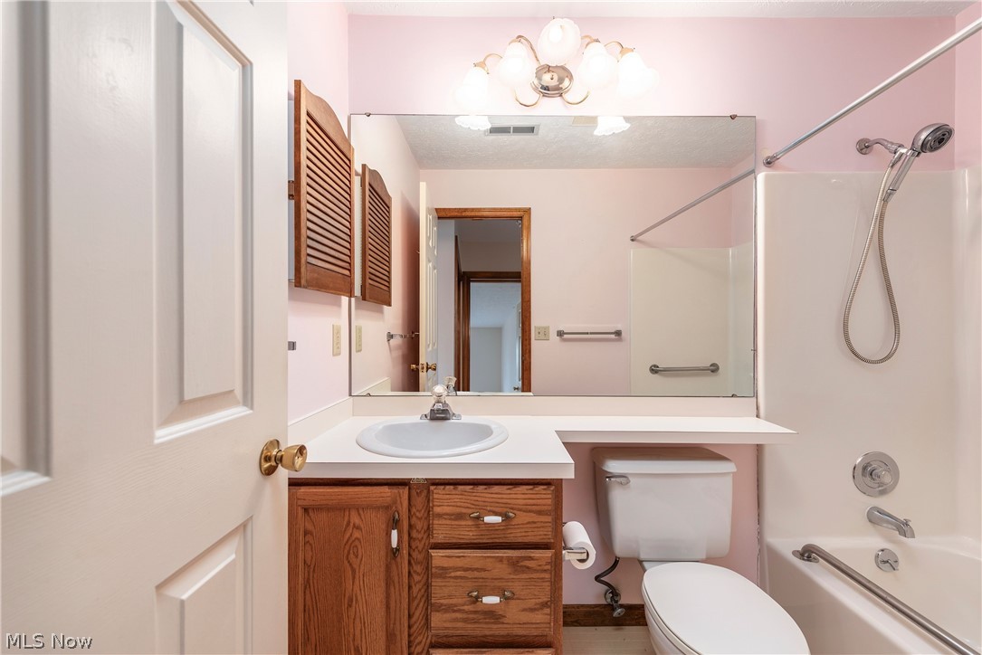 1304 Cedarwood Drive Westlake OH 44145
