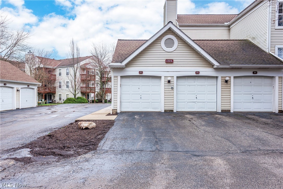 1304 Cedarwood Drive Westlake OH 44145