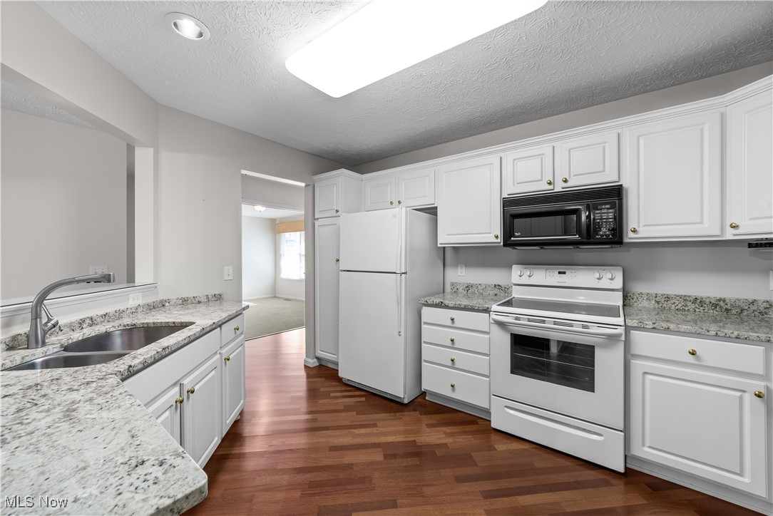 34 Community Drive Avon Lake OH 44012