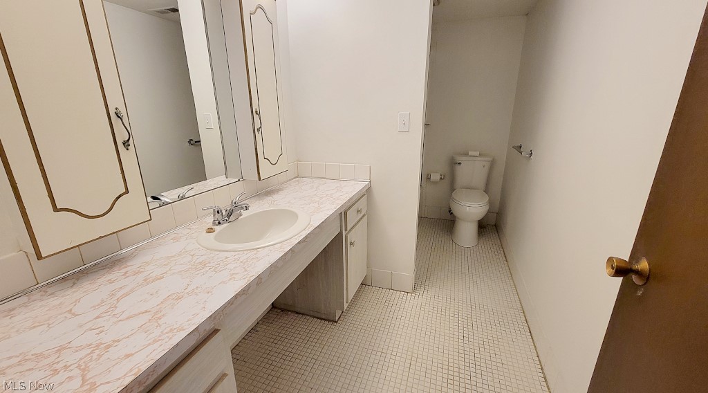 4179 Columbia Road North Olmsted OH 44070