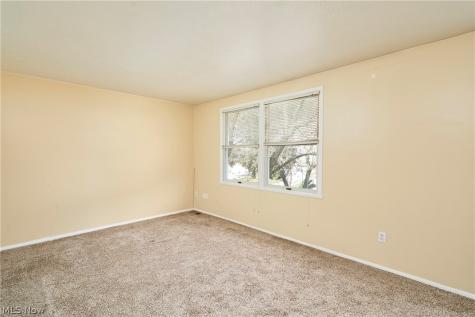 69 Quaker Ridge Drive Akron OH 44313
