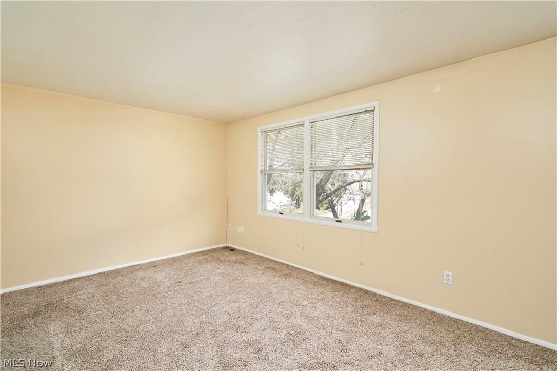 69 Quaker Ridge Drive Akron OH 44313