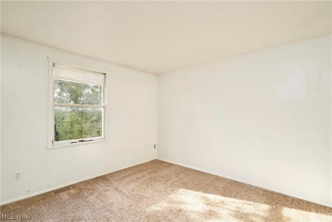 69 Quaker Ridge Drive Akron OH 44313