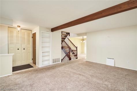 69 Quaker Ridge Drive Akron OH 44313