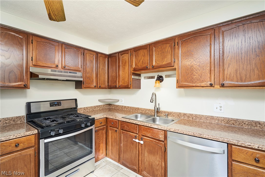 69 Quaker Ridge Drive Akron OH 44313