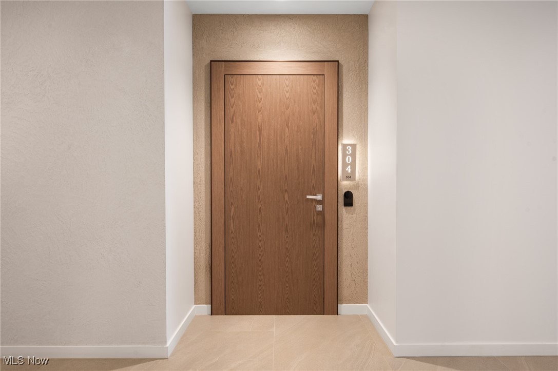 22700 Lake Road Rocky River OH 44116