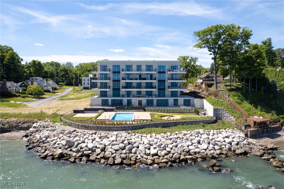 22700 Lake Road Rocky River OH 44116