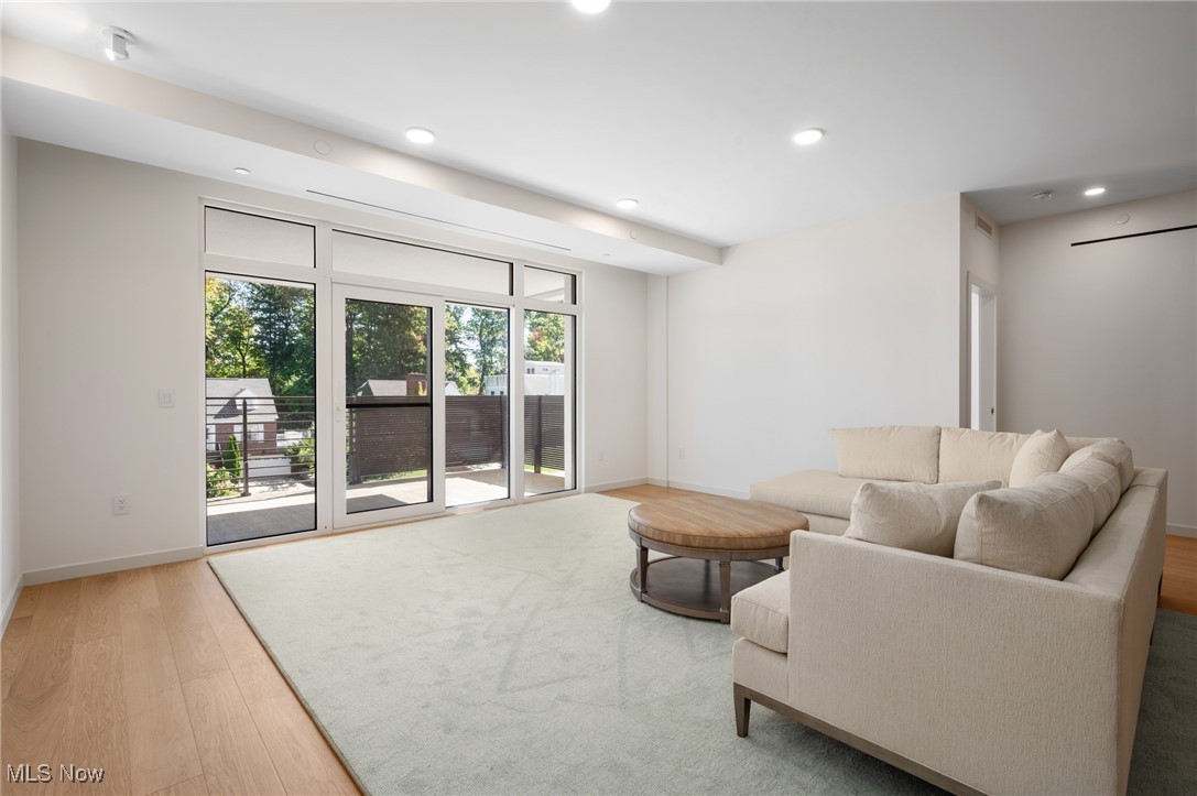 22700 Lake Road Rocky River OH 44116